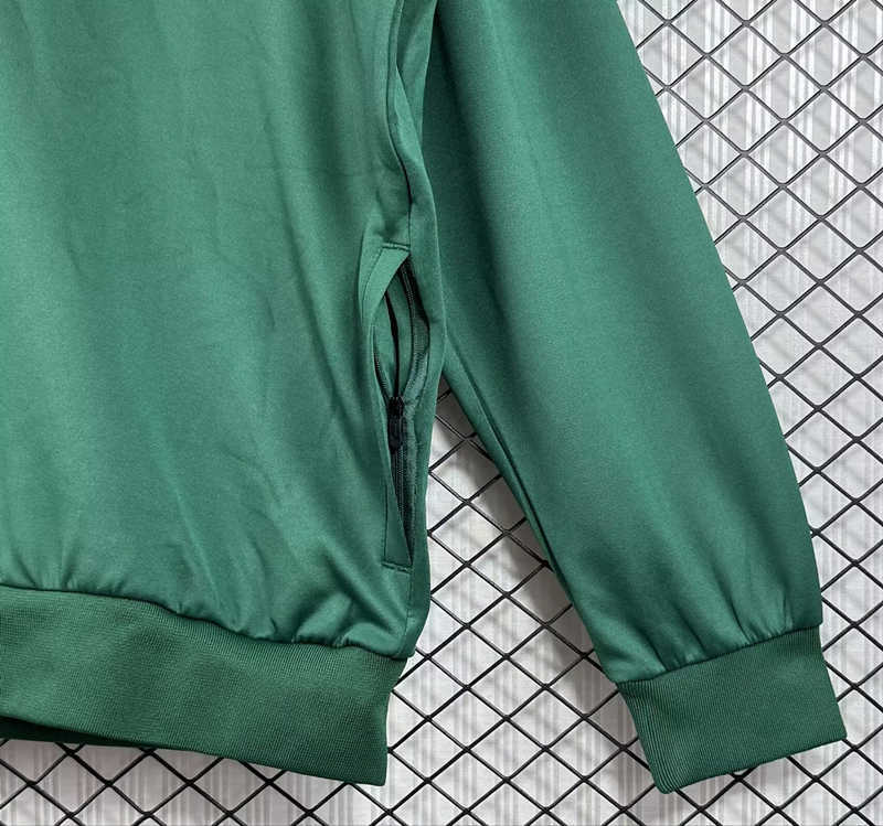 Retro Version 1982 Brazil Away Green Thailand Soccer Jacket-3257