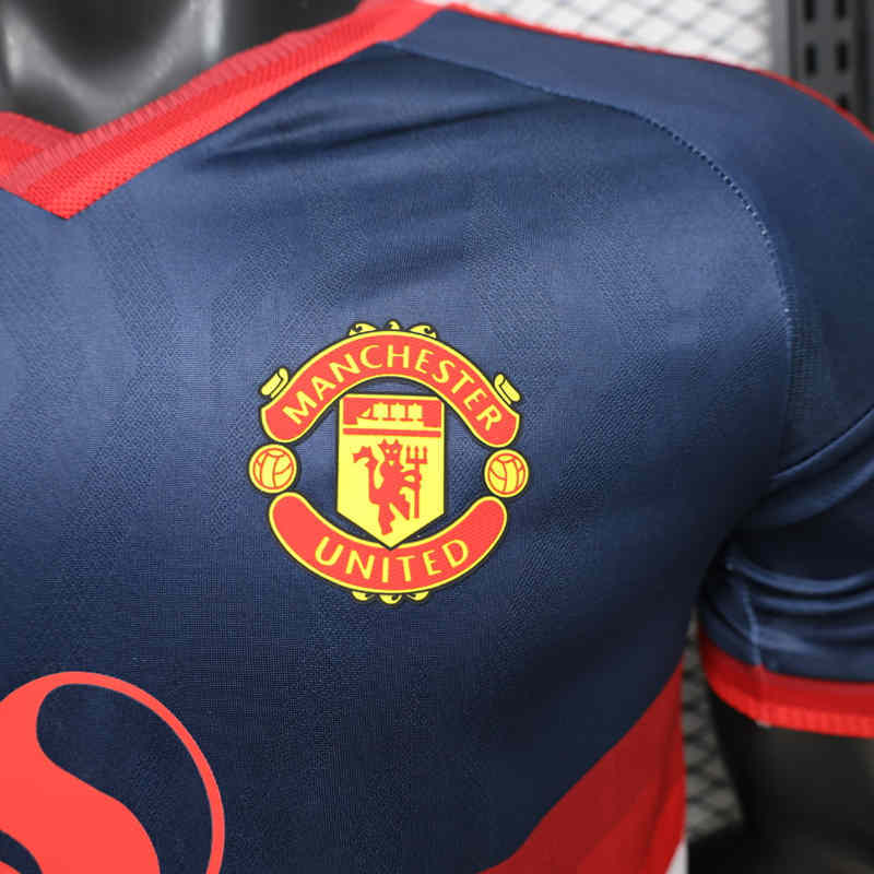 (S-3XL) 26-27 Casual Retro Version Manchester United White&Blue Thailand Soccer Jersey AAA-888