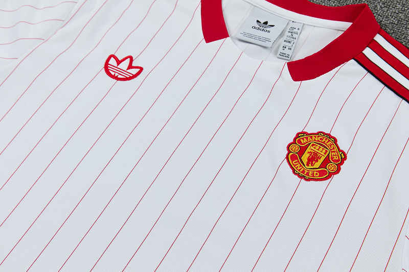 26-27 Manchester United White&Red Short-sleeved Thailand Soccer Uniform-418