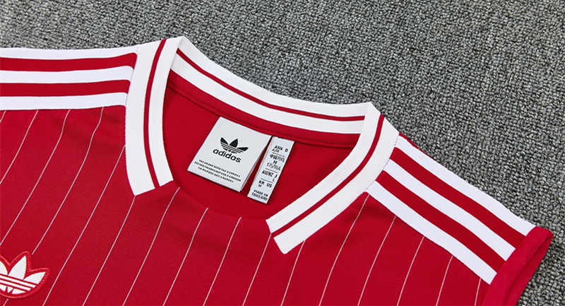 26-27 Retro Liverpool Red Thailand Soccer Vest Uniform-418