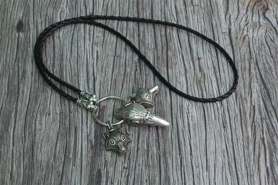 lanseis 1pcs Viking wolf head pendant raven head men necklace