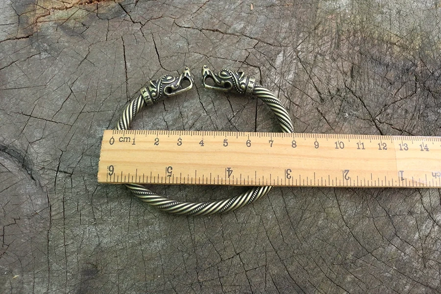 1pcs viking wolf bracelet Viking Wolf Head Fenrir Torc Neck Ring Ragnar Handmade Heavy Twisted Brass Wire Pagan Norse
