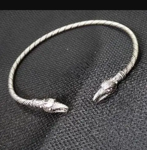 1pcs viking wolf bracelet Viking Wolf Head Fenrir Torc Neck Ring Ragnar Handmade Heavy Twisted Brass Wire Pagan Norse