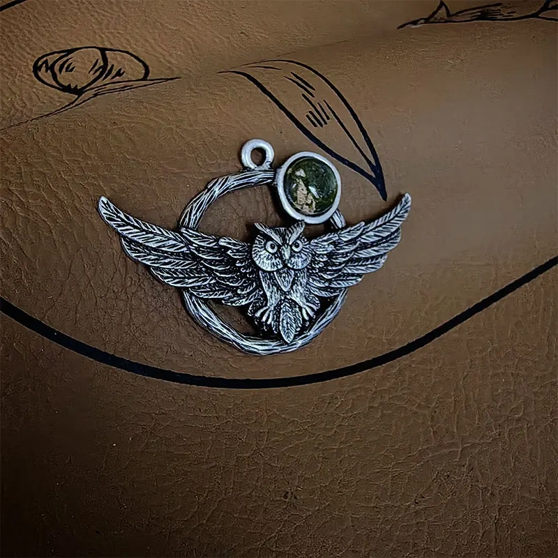 1pcs  moon and Owl  Necklace pendant Embed Natural stone pendant Mixed Metals Nature Camping Hiking Jewelry