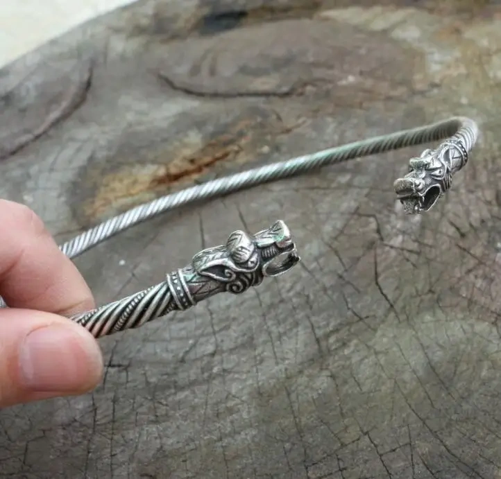 lanseis 1pcs viking wolf bracelet  Viking Wolf Head Fenrir Torc Neck Ring Ragnar Handmade Heavy Twisted Brass Wire Pagan Norse