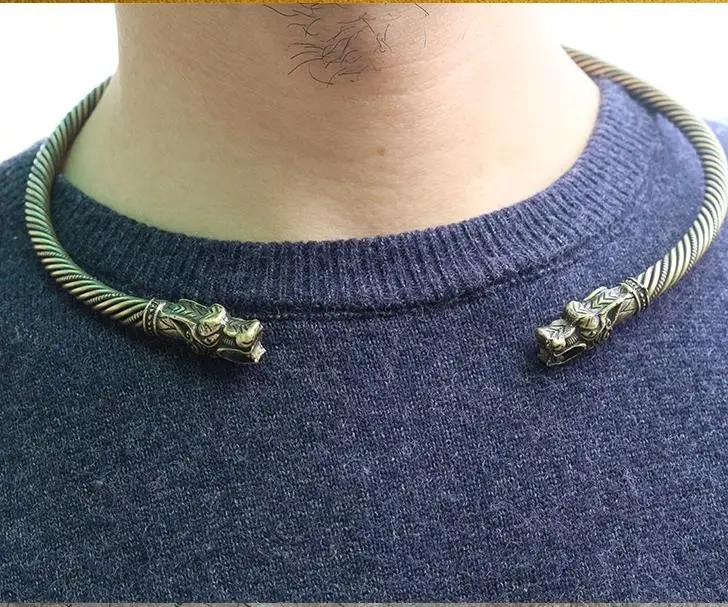 1pcs viking wolf bracelet Viking Wolf Head Fenrir Torc Neck Ring Ragnar Handmade Heavy Twisted Brass Wire Pagan Norse