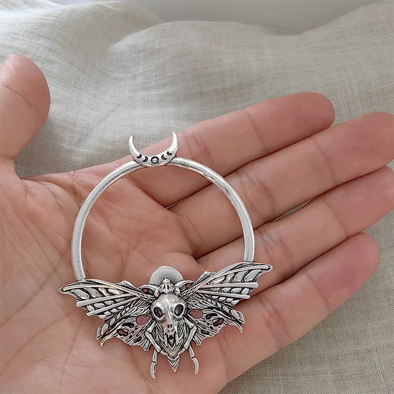 Skull Moth Witchy Hair Clip – Gothic Floral Hair Pin for Women – Unique Mother's Day Gift  Halloween hair accessory
