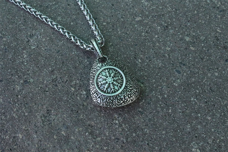 lanseis 1pcs viking odin's symbol of norse runic pendant men necklace Vegvisir Pendant