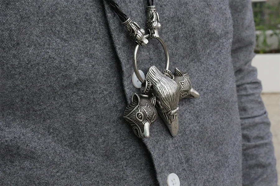lanseis 1pcs Viking wolf head pendant raven head men necklace
