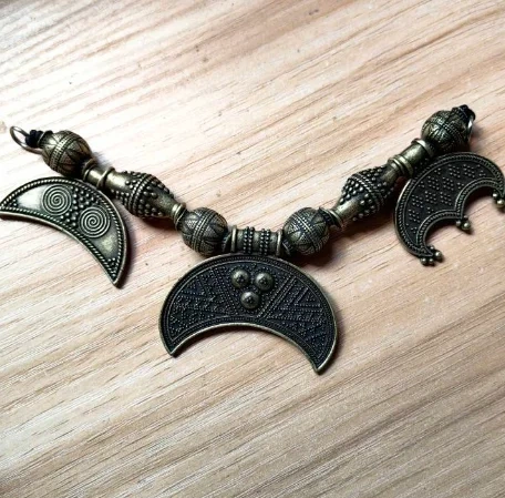 Slavic Jewelry Makeing For Women Pendant, Viking Style Tribal Brooch Middle Ages Lunula Jewelry lunula necklace
