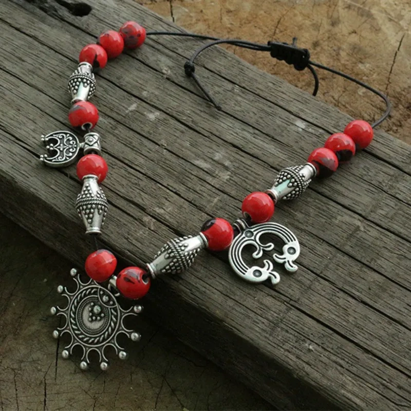 1pcs Viking Jewelry Clothes For Ladies Viking Boob Bling Pendant, Simple Ceramics Slavic Lunula Making For Women Jewelry