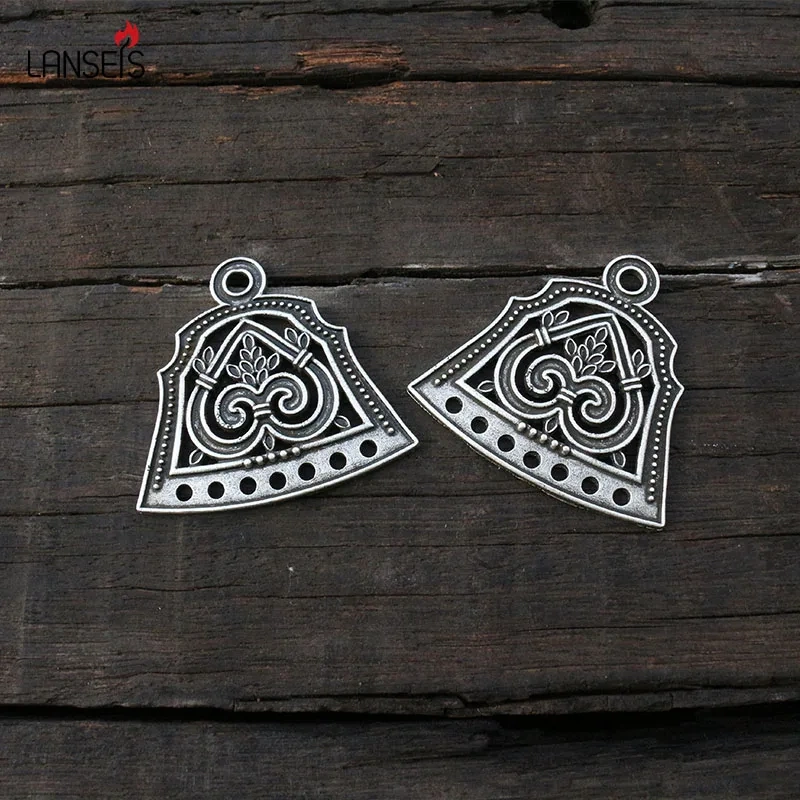 1pcs Dropshipping Slavic Jewelry Makeing For Women Pendant, Viking Style Tribal Brooch Middle Ages Lunula Jewelry For Cool Men