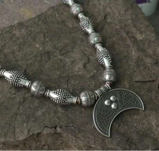 Alloy Beads With Moon Viking Jewelry Clothes For Handsome Men, Viking Boob Bling Pendant Slavic Lunula For Women Jewelry