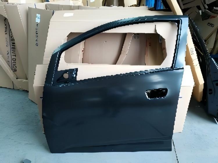 Anyu Auto Body Parts FRONT DOOR-LH And FRONT DOOR-RH For Chevrolet SPARK 2012-2017