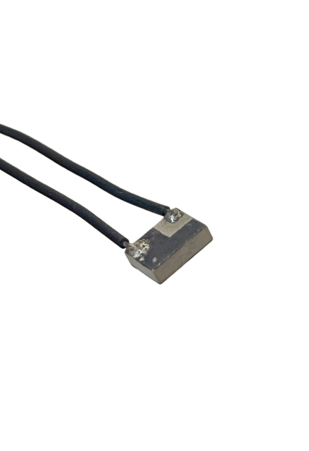 Single-surface lead wire type