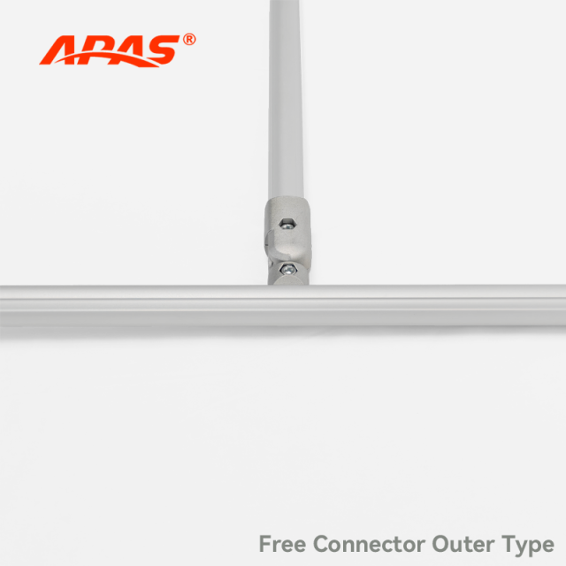 Free Connector Outer Type installed on horizontal lean pipe for tube frame workstation connection