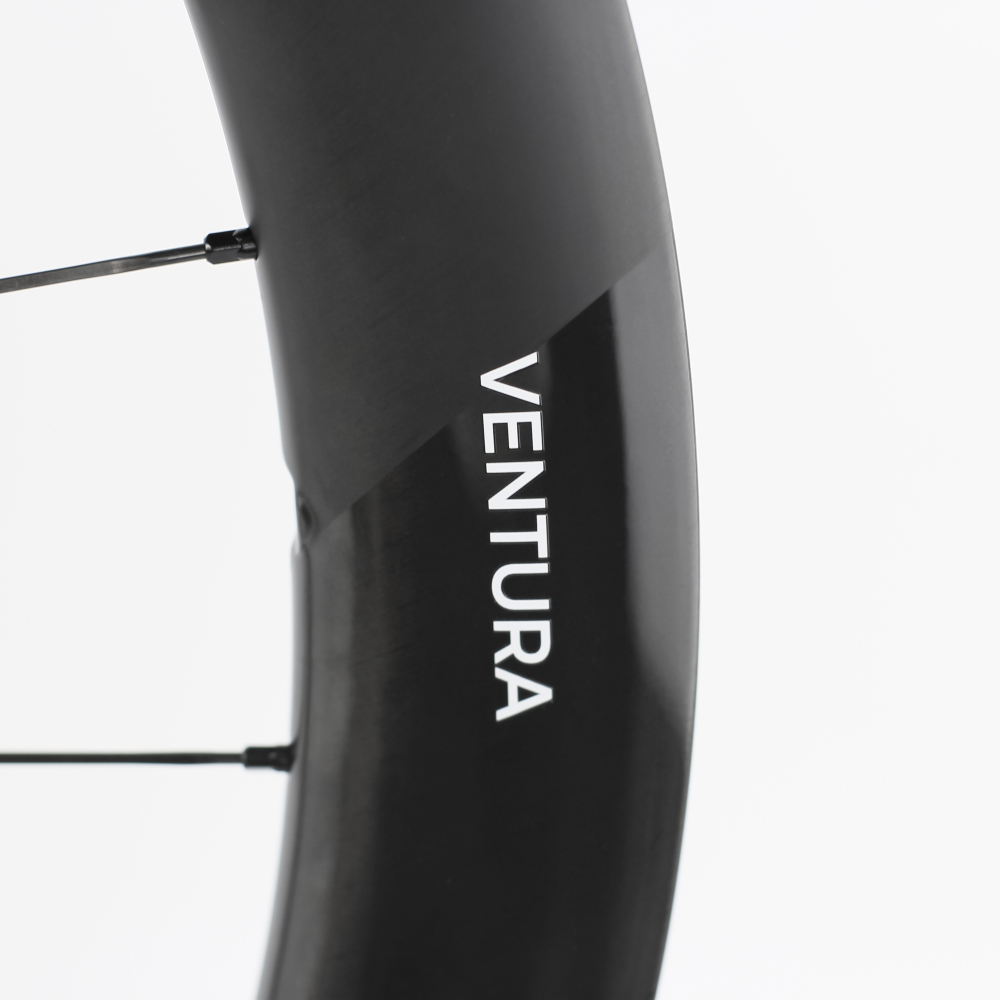 RACE ONE VENTURA Carbon Clincher Wheelset (50mm, Disc Brake)