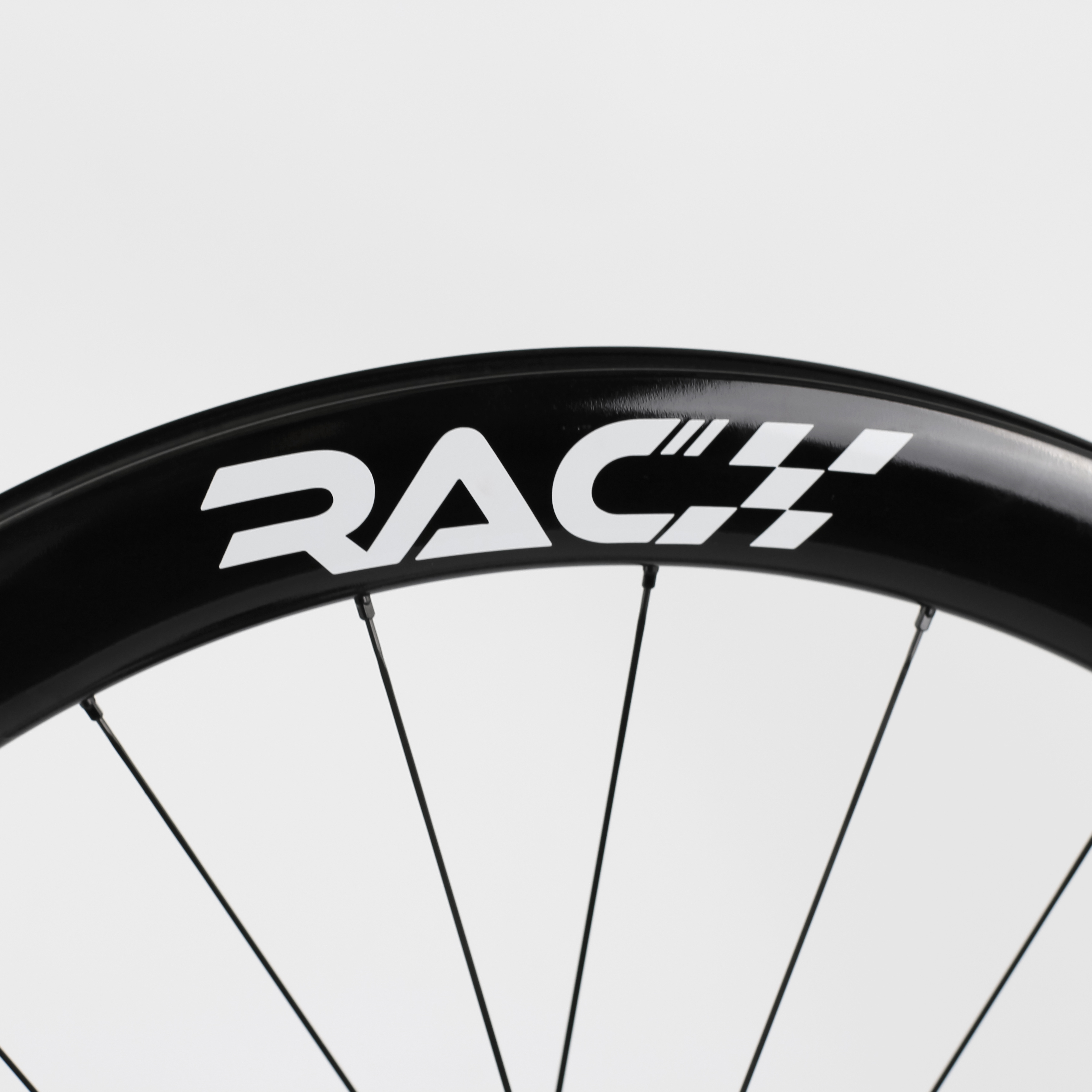 RACE ONE VENTURA Carbon Clincher Wheelset (50mm, Disc Brake)