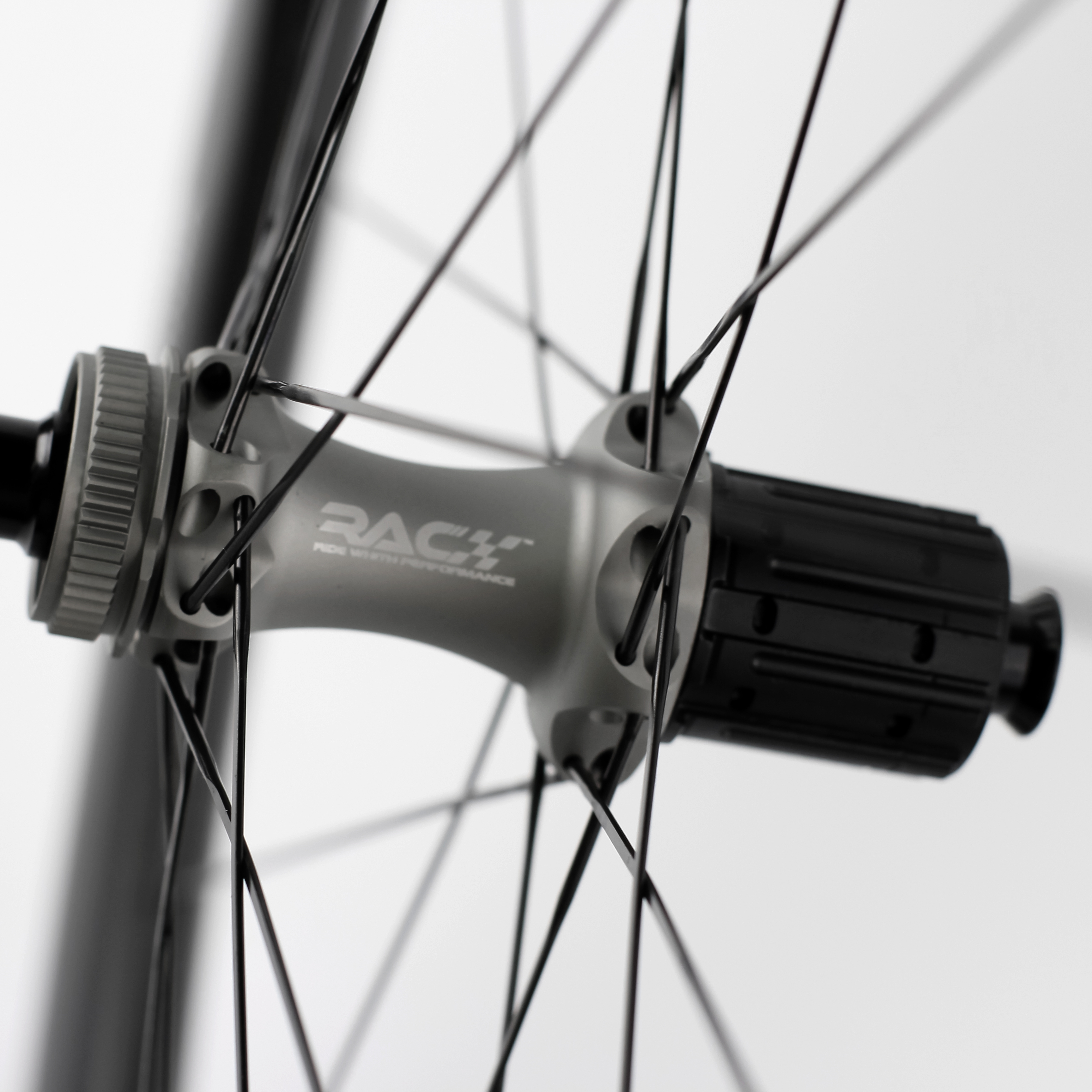 RACE ONE VENTURA Carbon Clincher Wheelset (50mm, Disc Brake)