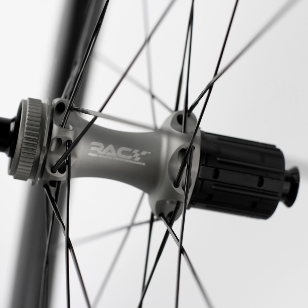 RACE ONE VENTURA Carbon Clincher Wheelset (50mm, Disc Brake)