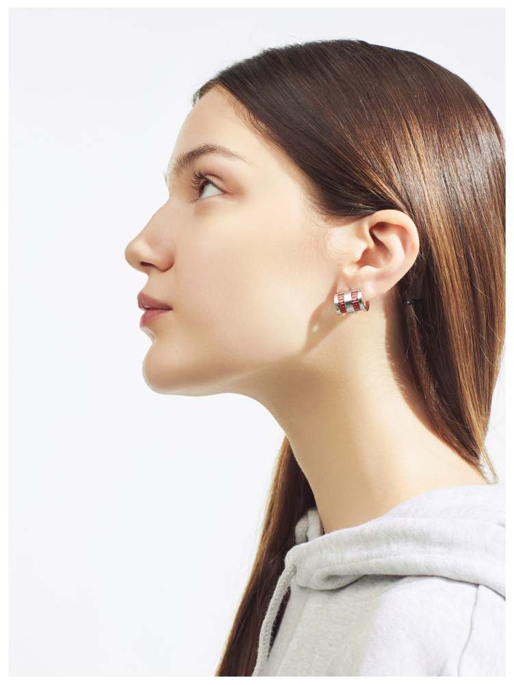 Inlaid Zircon Earrings（Amber Red)