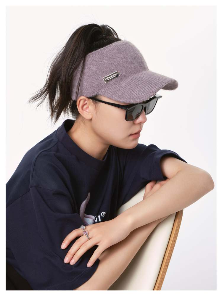 NBM metal badge knitted hollow hat（Grey)