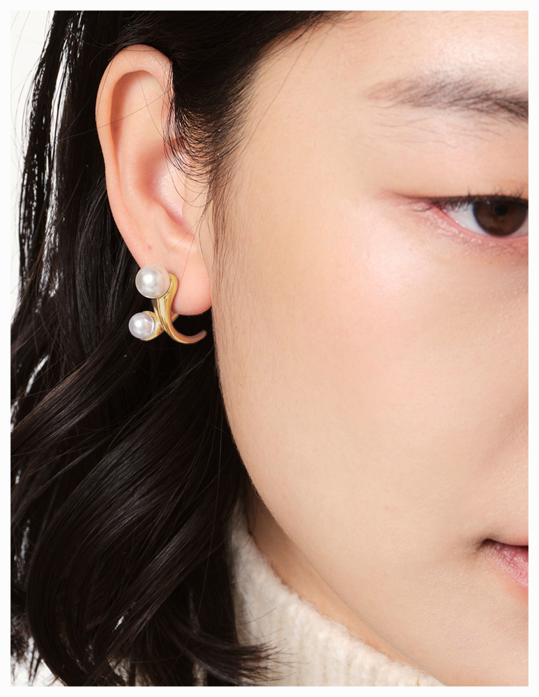 Beast Artificial PearlTooth Earrings (Platinum)