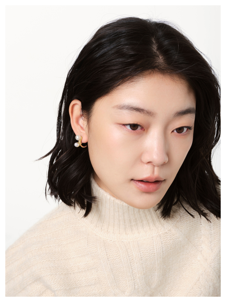 Beast Artificial PearlTooth Earrings (Platinum)