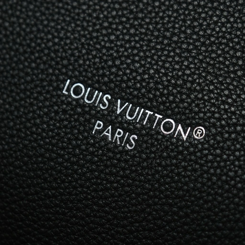 LV Neverfull！ M11946