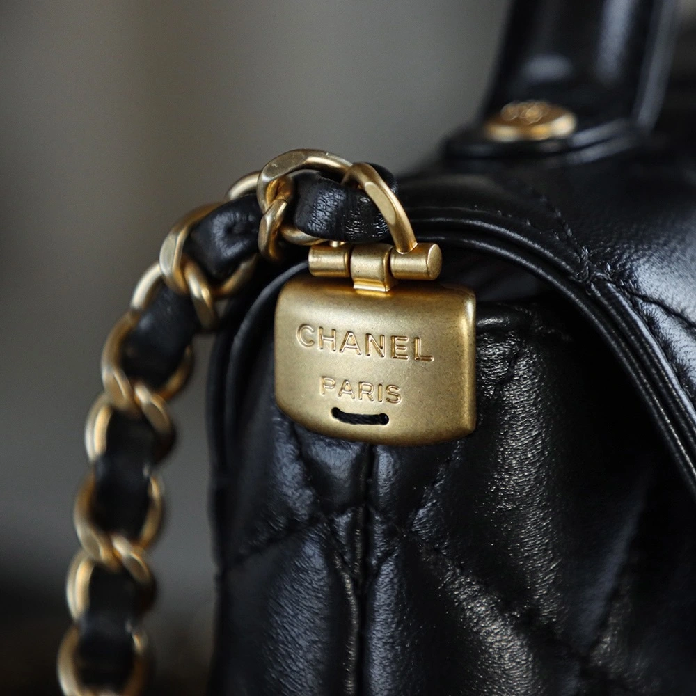 Chanel 25P Horizontal Kelly Mini Bag