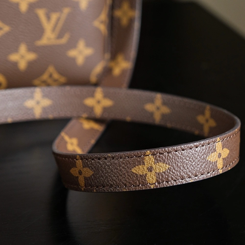 LV pochette métis m44875