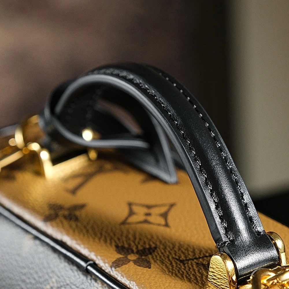 LV Vanity Chain Pouch