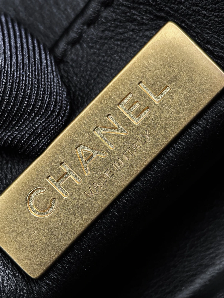 Chanel 25P Horizontal Kelly Mini Bag