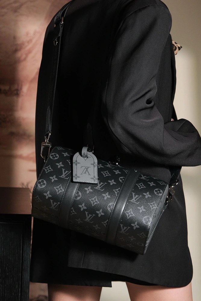 LV Keepall series, the favorite bag for trendy men