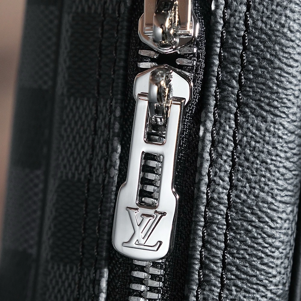 LV PORTE DOCUMENTS VOYAGE