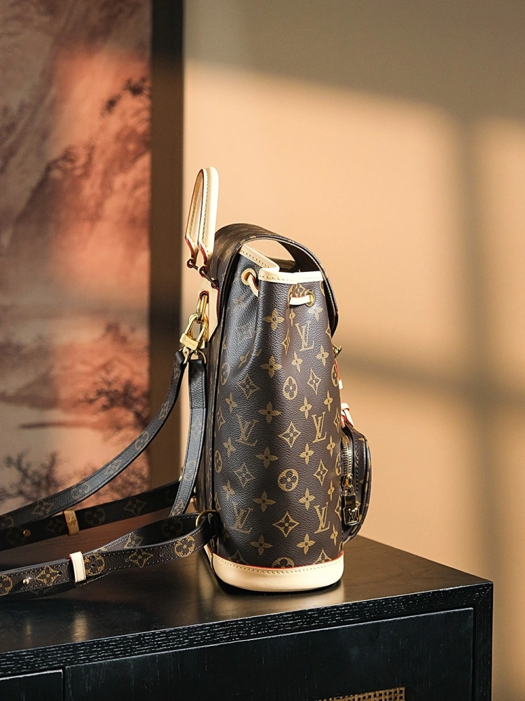 LV Montsouris M11198