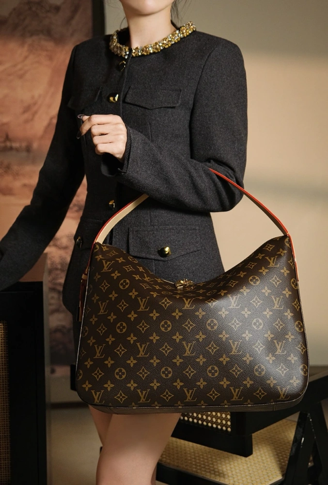 LV Slouchy Underarm Bag
