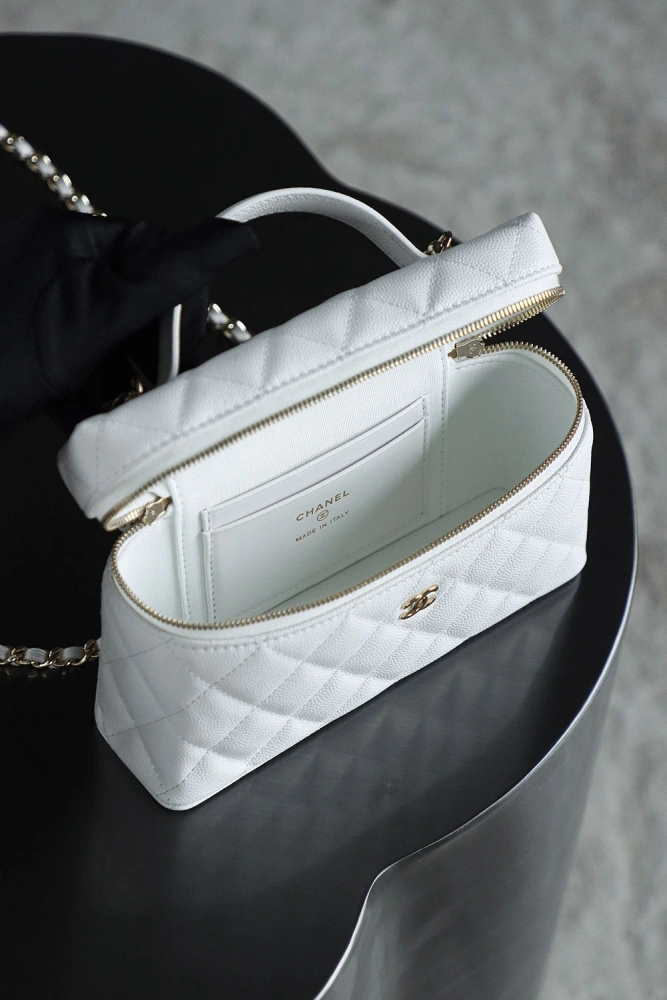 Chanel 25C LP Box Clutch
