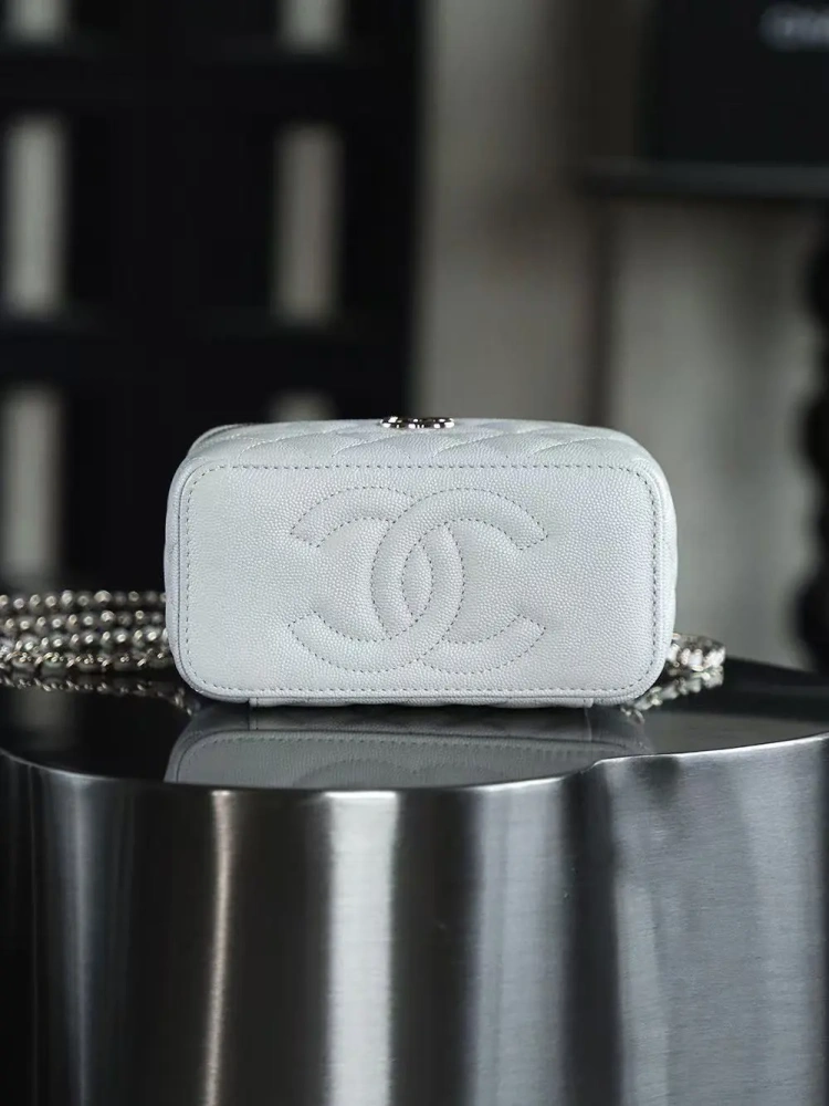 Chanel 25C cosmetic case bag