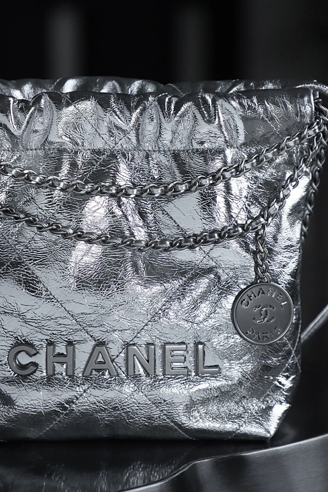Chanel 22bag shopping bag silver mini version