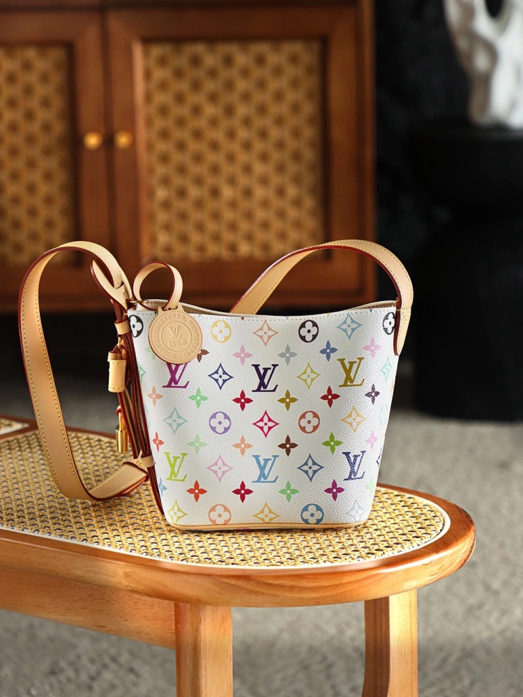 LV All In BB White Tricolor M13089