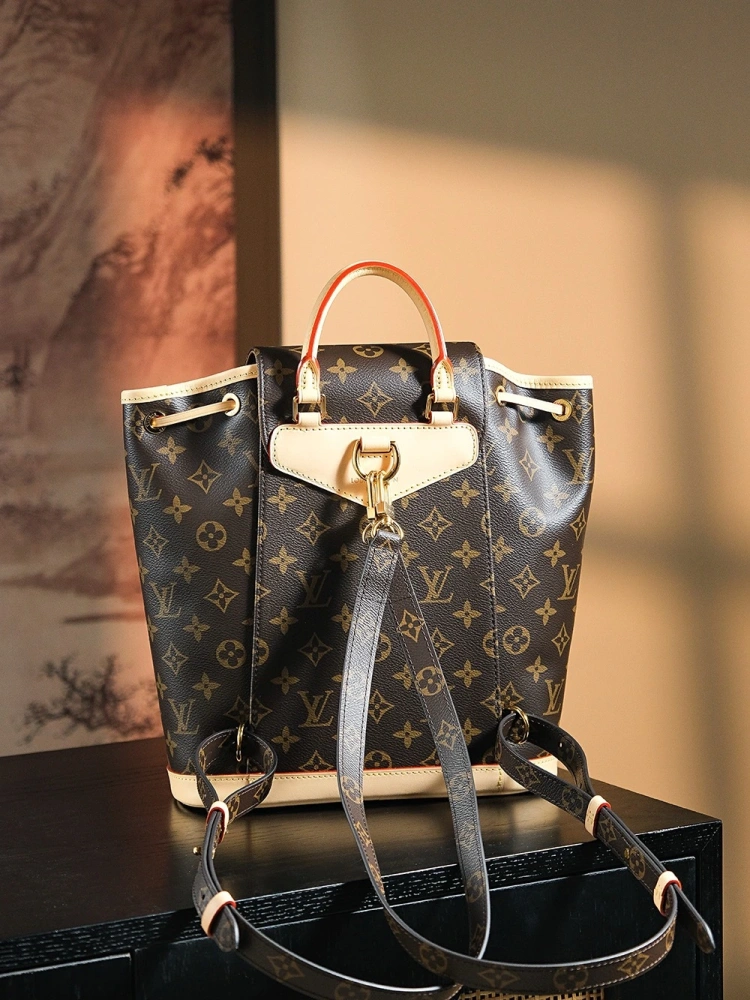 LV Montsouris M11198