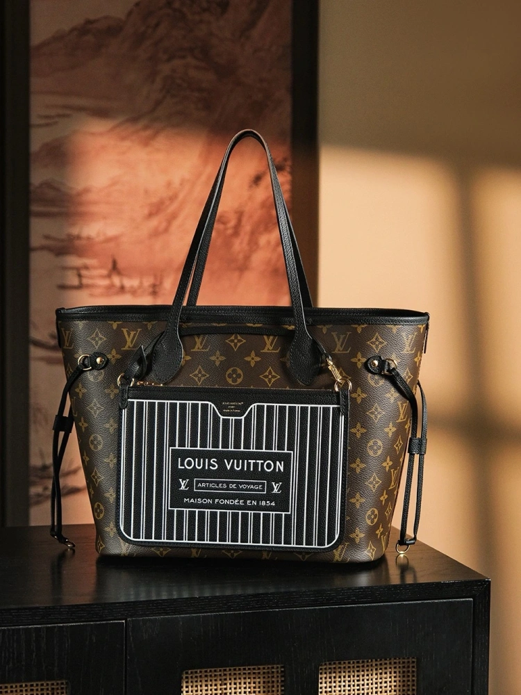 LV Neverfull！ M11946