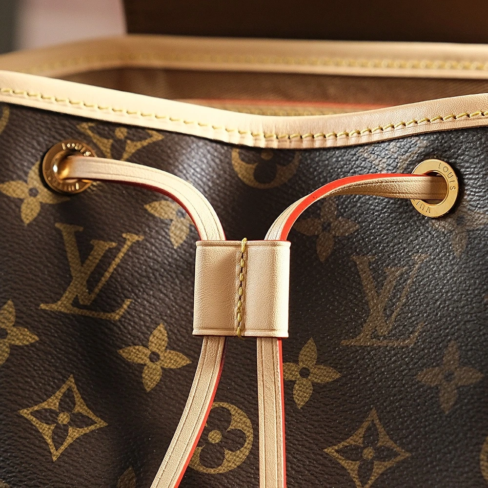 LV Montsouris M11198