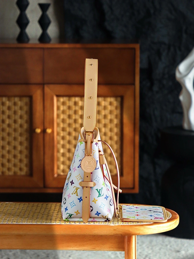 LV Carryall White Tricolor M13661