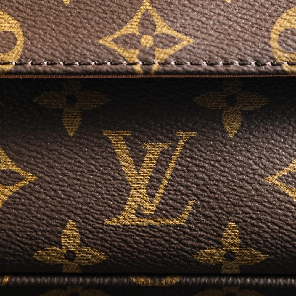 LV pochetteaccessoires