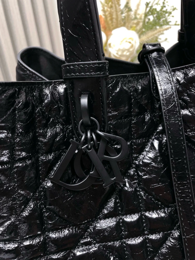 Dior Tour