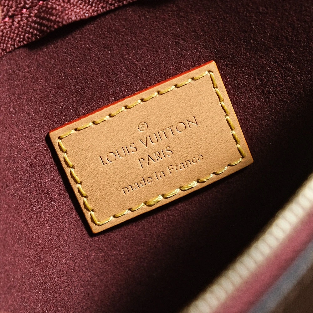 LV M46203carryall small handbag