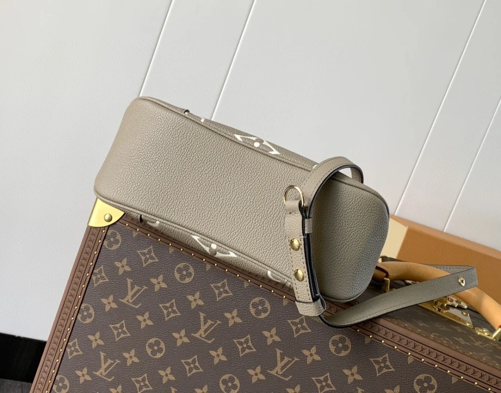 LV Boulogne Handbag