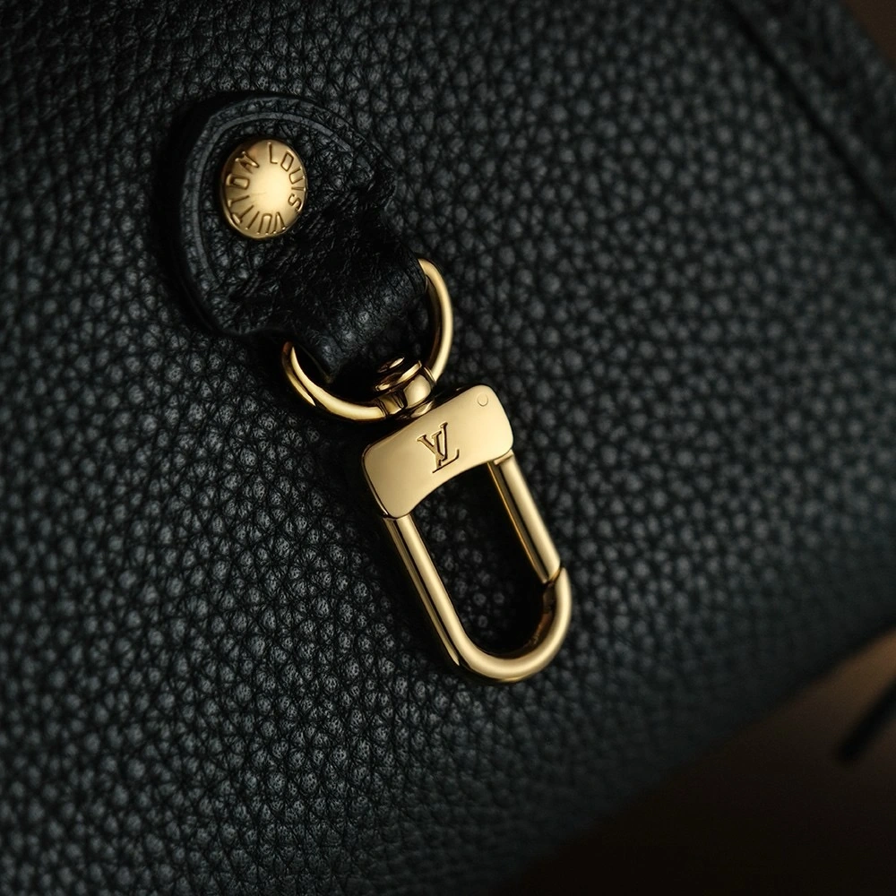 LV Neverfull！ M11946